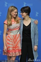 组图：《姐姐》举行发布会 主角现场“姐弟情深”