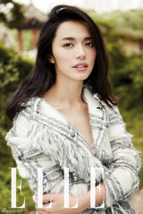 高清图：姚晨《ELLE》展率性自我 谈生活比演戏重要