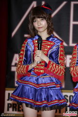 组图：AKB岛崎遥香带病宣传 川荣李奈撩裙秀腿