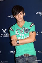 组图：汪东城不介意传绯闻 为母亲买房尽孝心