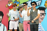 独家高清：《RunningMan》四主持在港办签名会