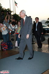 组图：郭晶晶南沙婚宴 前国务院港澳办公室主任鲁平