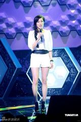 幻灯图：众星出席劲歌优秀选颁奖礼 Twins仍受肯定