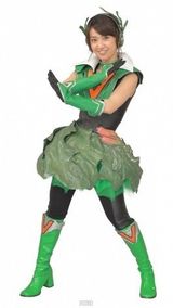 组图：AKB48成员拍广告变身蔬菜