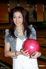 幻灯：无线新剧拍外景 杨怡祝福黎姿生女