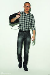 组图：区宁登《男人装》 时尚帅气尽显英伦风范