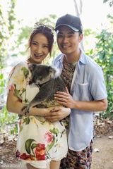 组图：陈赫攀千米高空示爱 携娇妻度蜜月