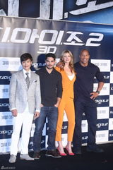 组图：李秉宪首尔宣传好莱坞影片《特种部队》