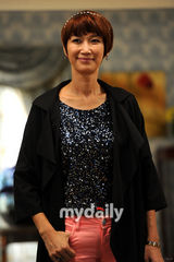 组图：韩星李宝英卞贞秀出席《爱情万万岁》记者会