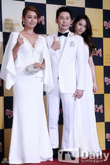 组图：SBS演艺大赏《跑男》大热 金秉万获大奖