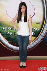 组图：港姐举行第一轮面试 候选佳丽水平参差