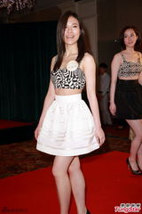 组图：20位候选港姐首晤传媒 佳丽现场展风姿