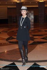 组图：叶倩文个唱挑战拉丁舞 回想早年拍片辛酸史