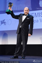 组图：威尼斯电影节闭幕 《郊游》获评委会大奖