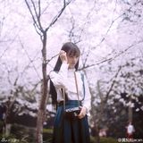 组图：武大女神生活美照 长发飘逸清新自然