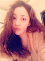 组图：姚笛微博晒自拍 柔美靓丽似angelababy