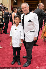 组图：奥斯卡晚宴主厨团队现身 食物精致