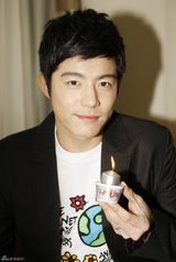 高清组图：《十月围城》群星拍大片送圣诞祝福