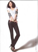 幻灯图集：舒淇代言牛仔裤 美腿修长曲线婀娜