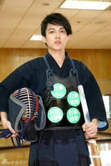 高清图：林宥嘉受柯南影响学习剑道 重温儿时记忆