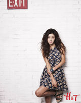 高清组图：朴寒星短裙写真洋溢夏季清凉