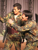 组图：孙艺洲童年青年时期罕见生活照