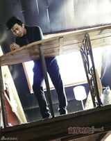 组图：邓超2011首个封面宣言：要做给力好男人