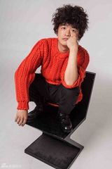 组图：包贝尔搞怪再升级 假发出镜爆笑