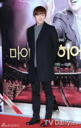 组图：韩星金来沅新片试映 宋仲基变小红帽