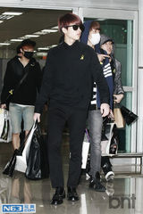 组图：Infinite返韩略显疲惫 新专辑推后发行