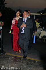 组图：郭晶晶南沙婚宴 众女嘉宾穿红衣添喜气