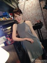 组图：王励勤主播女友微博晒美艳靓照