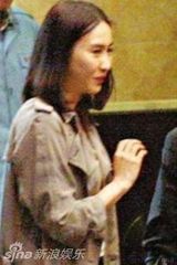 幻灯图集：黎姿怀孕四月大肚照曝光 停工安心养胎