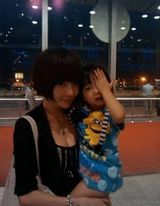 组图：高晓松85后娇妻私房照 与4岁爱女晒温馨