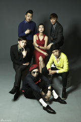 高清图：韩星金玉彬挑战朋克音乐 火红礼服拍写真