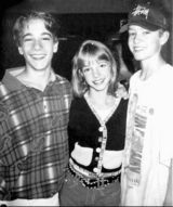 组图：布兰妮甜妞旧照曝光 身材消瘦笑容甜美