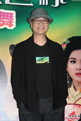 组图：关咏荷不会刻意再造人 朱晨丽否认整容