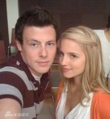 组图：《欢乐合唱团》男星柯瑞早逝 剧照盘点