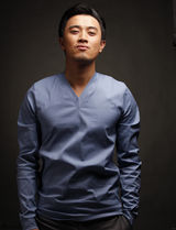 组图：蒋毅率性写真演绎都市质感型男