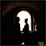 组图：米歇尔登慕田峪长城 与女儿们深情拥抱