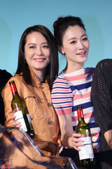 组图：《大丈夫》将播 王志文笑称不爽老少恋