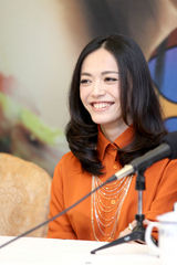 组图：《爱出色》上海宣传 姚晨莫小奇朱虹竞艳