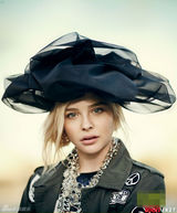 组图：童星科洛-莫瑞兹《teen VOGUE》青春蓬勃