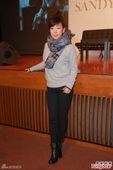 组图：林忆莲否认参加歌手2 望与邓紫棋合作