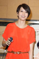 组图：梁咏琪专心个唱不造人 将唱西班牙歌曲送老公