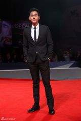 组图：《太极1》首映 彭于晏梁家辉等齐聚