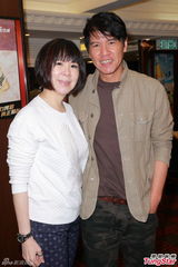 组图：廖启智坦言为牌照事件心情尴尬不平衡