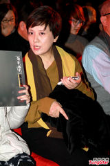 组图：宋丹丹携老公助阵成方圆个唱