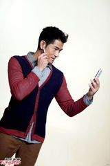 组图：郭富城47岁生日留言感恩 拍广告魅力难挡