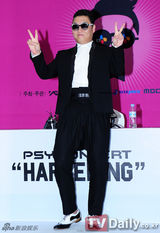 组图：PSY个唱记者会新洗脑神曲出炉